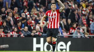 Yuri Berchiche celebra tras marcar uno de sus goles ante el Mallorca