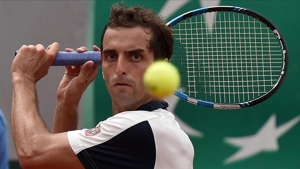 Albert Ramos, durante su partido de primera ronda de Roland Garros contra el rumano Marius Copil.