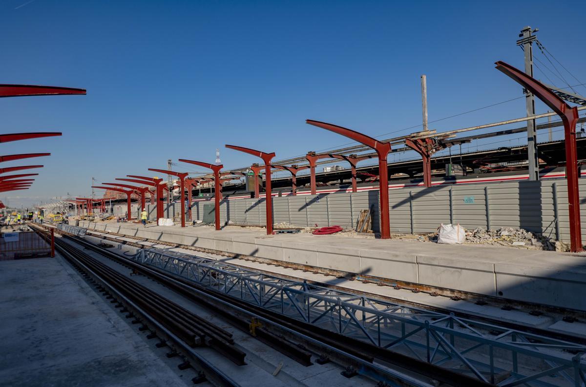 Vías de la madrileña estación de Chamartín.