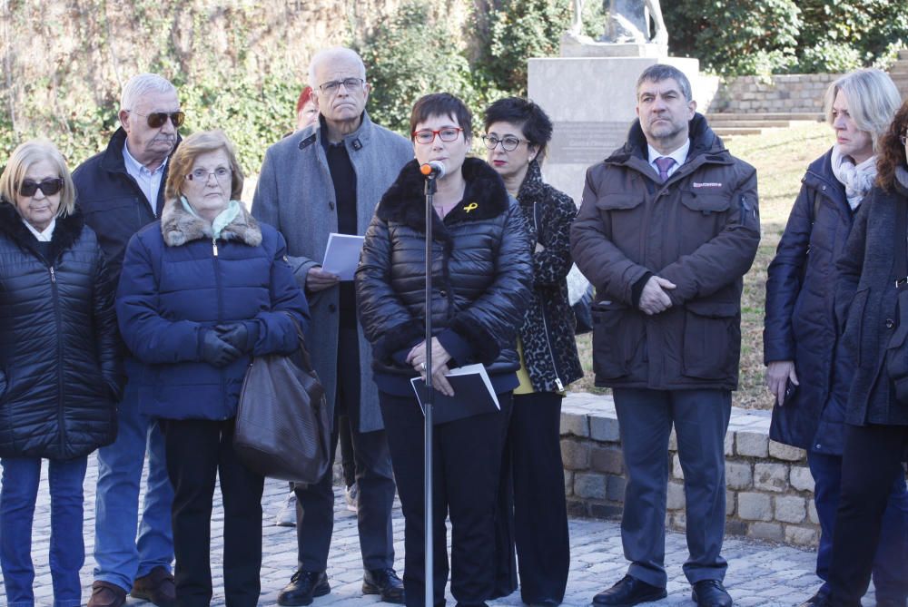 Girona col·loca llambordes per recordar les víctimes dels nazis