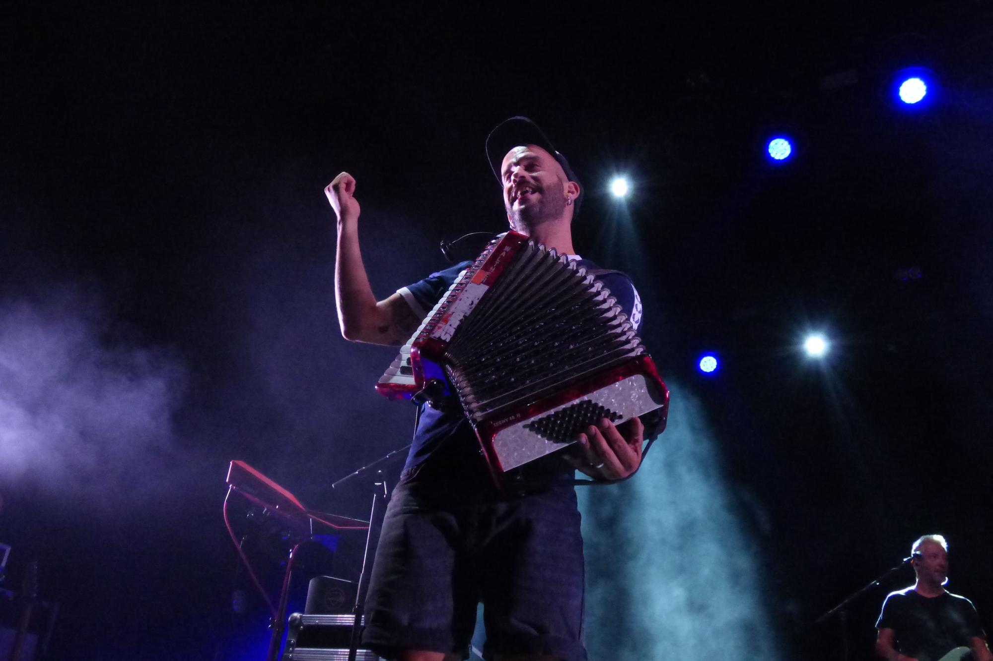 Els Catarres fan brillar els seus diamants al festival Portalblau