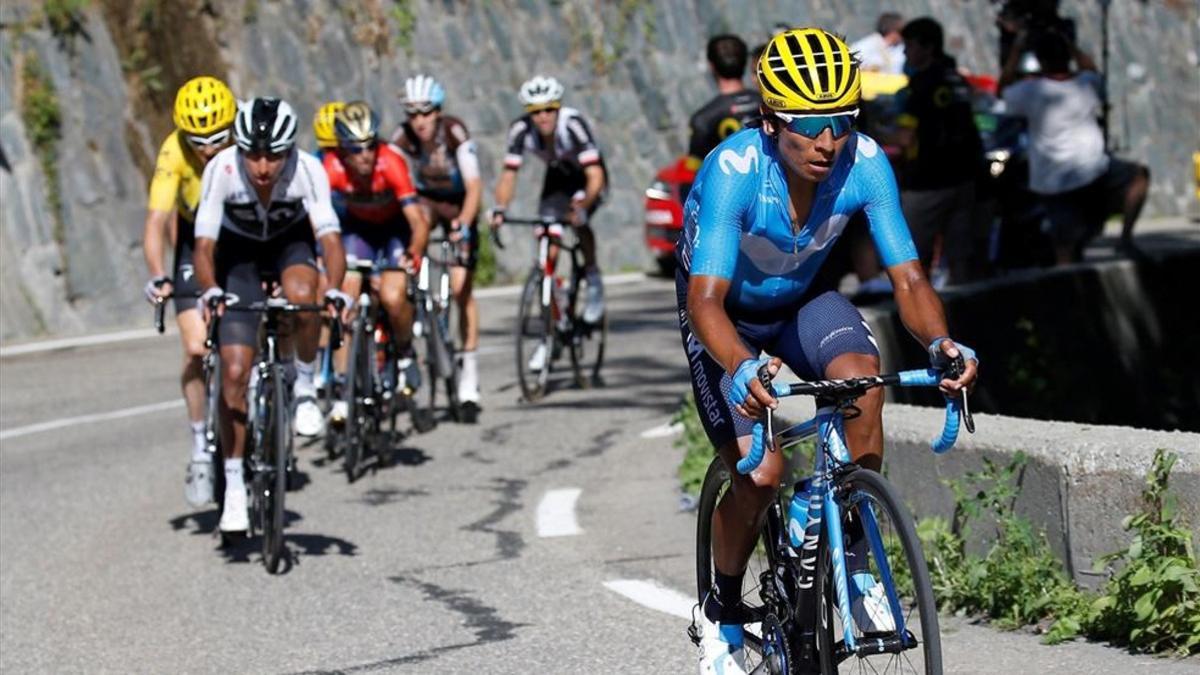 Egan Bernal sale a rueda de su compatriota Quintana en Alpe d'Huez