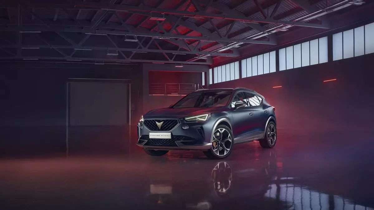 Cupra también juega el Clásico entre Barcelona y Madrid