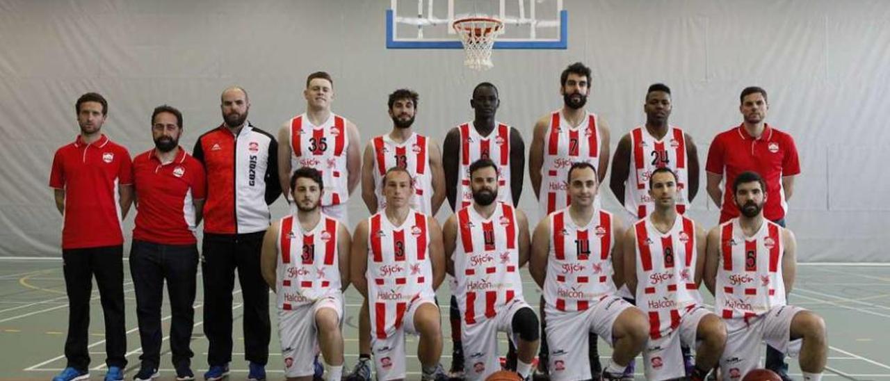 La plantilla del Gijón Basket 2015, que logró el ascenso a Liga EBA.