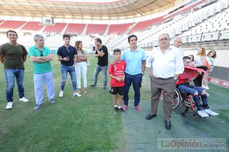 Presentación de Aquino