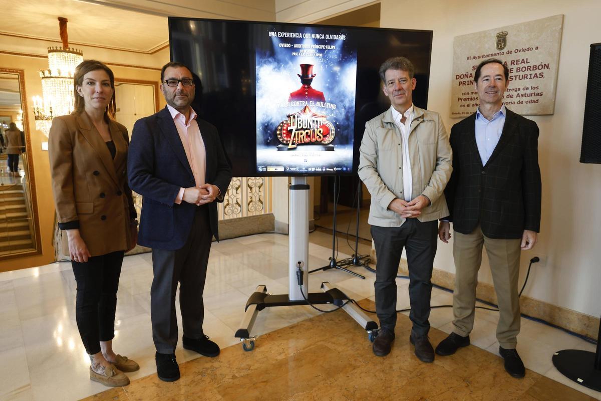 Por la izquierda; Lourdes García, David Álvarez, Juan Manuel Alonso y Juan García-Ovies.