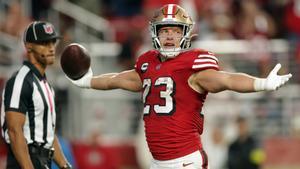 McCaffrey ante los Falcons