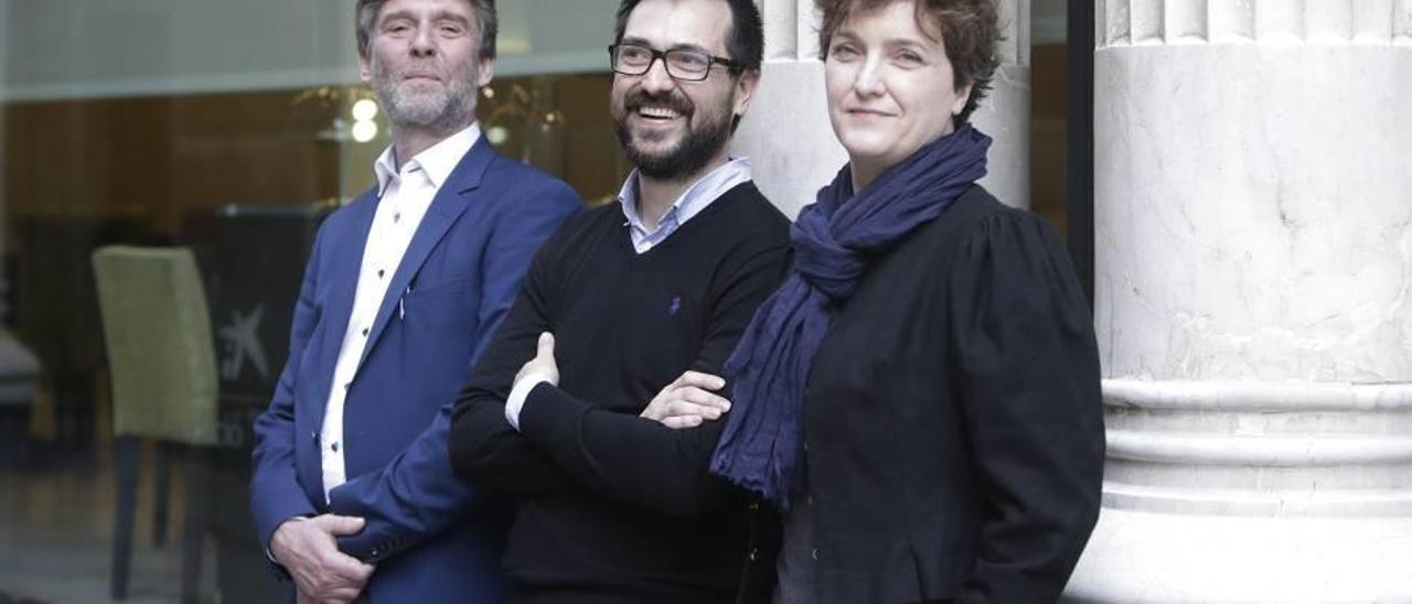 De izq. a dcha., Christian Scheib, Mateu Malondra y Elke Tschaikner, ayer en Palma.