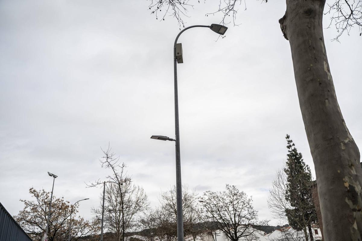 Galería | Así está la avenida de la Hispanidad de Cáceres en la actualidad