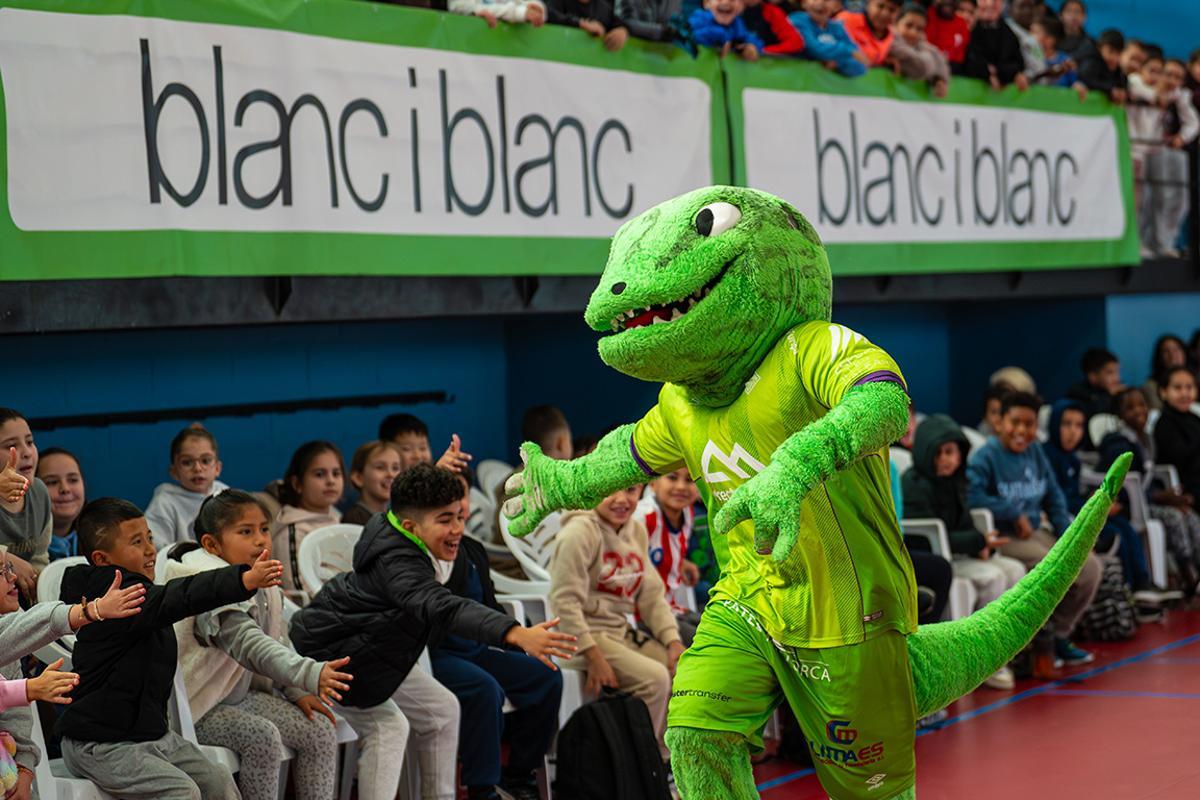 El Palma Futsal se llena de cariño en Son Servera