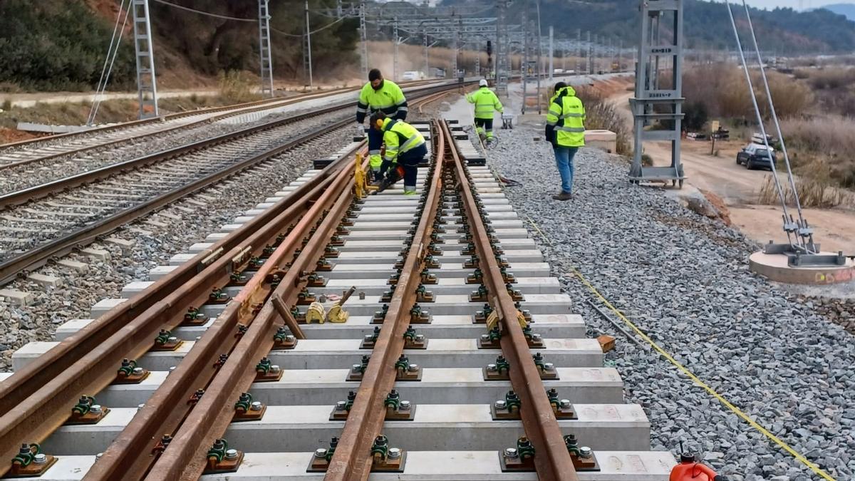 Nueva fase de obras en el ámbito de Castellbisbal, en Barcelona. Foto de Adif.