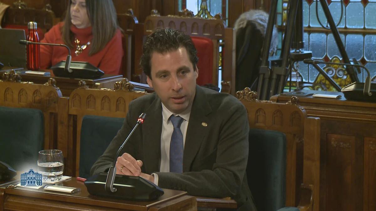 Roberto Fernández Llera.