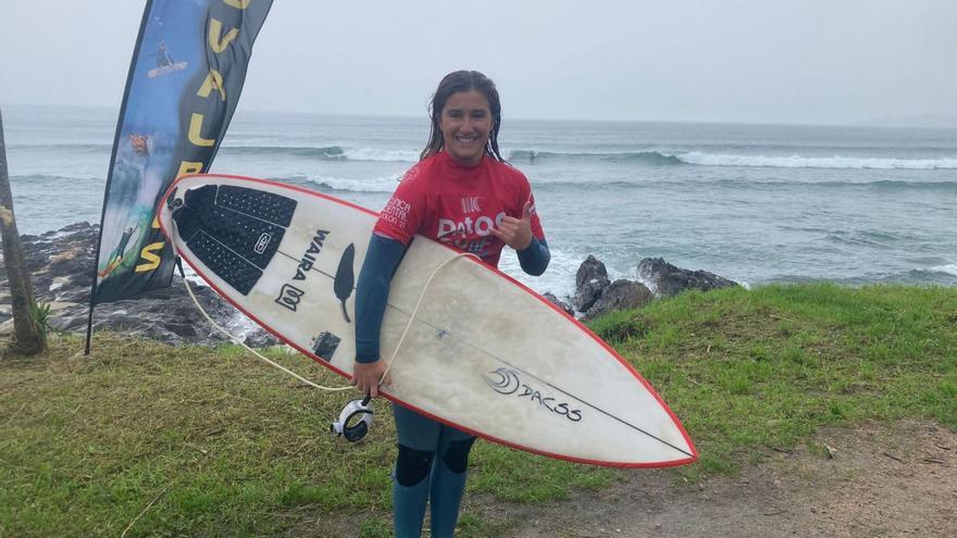 Daniela Alonso, ganadora en la categoría femenina en el Trofeo Concello de Nigrán.   | // FDV