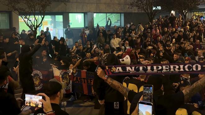 Polémica y reacciones del clásico Barcelona - Real Madrid de LaLiga EA Sports, en directo