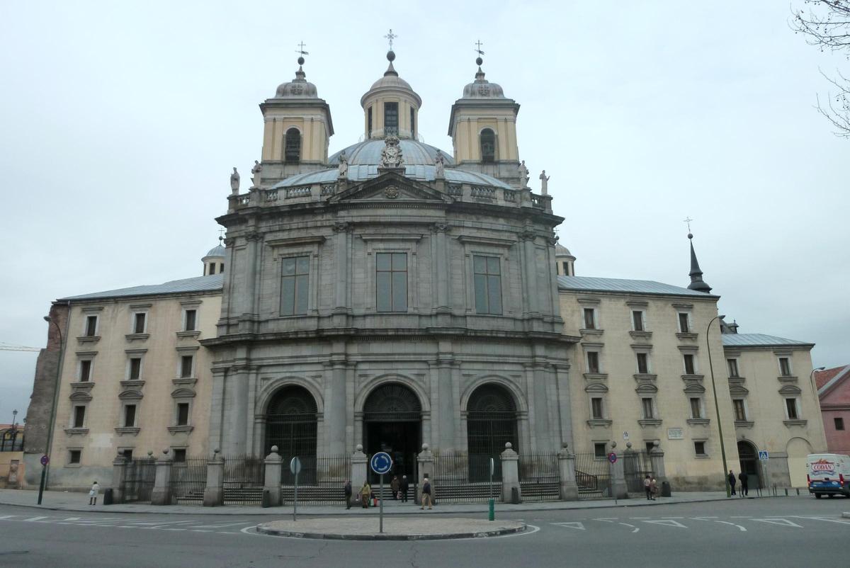 Entre 1973 y 2001 la iglesia ha estado en períodos de restauración continuados