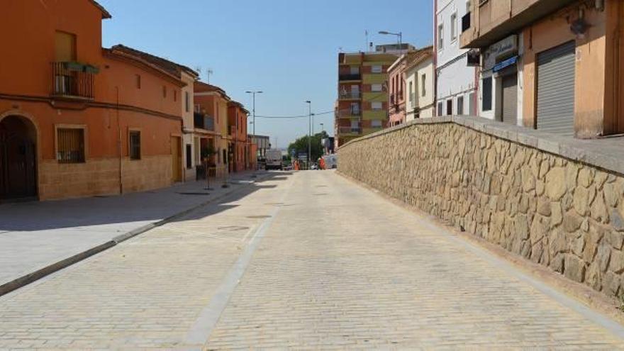 Recta final de las obras de la calle Valencia