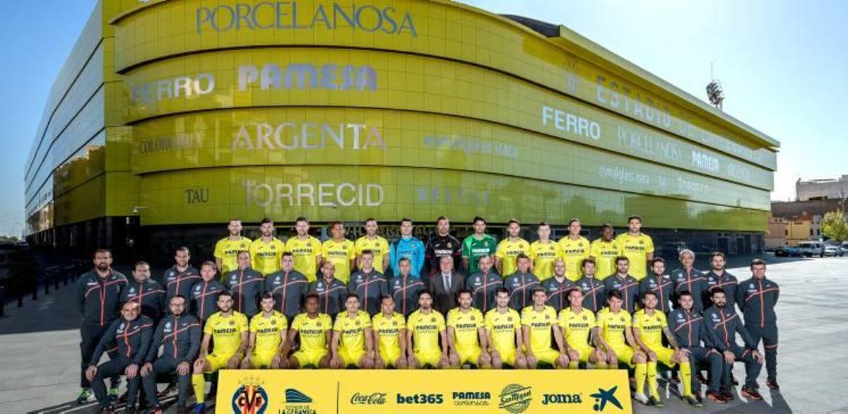 Foto oficial con Javi Calleja