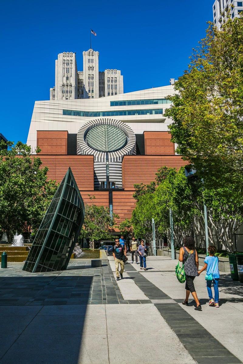 Fachada del Museo de Arte Moderno de San Francisco