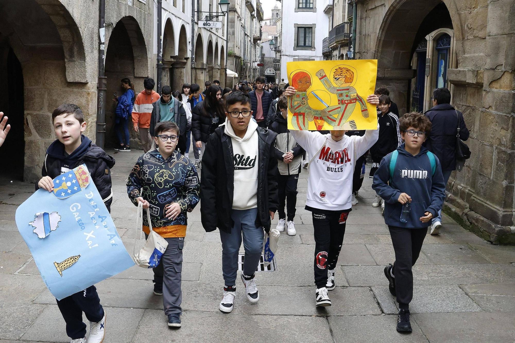 Marcha de reivindicación do uso do galego na XXIV edición de Correlingua dende a Alameda