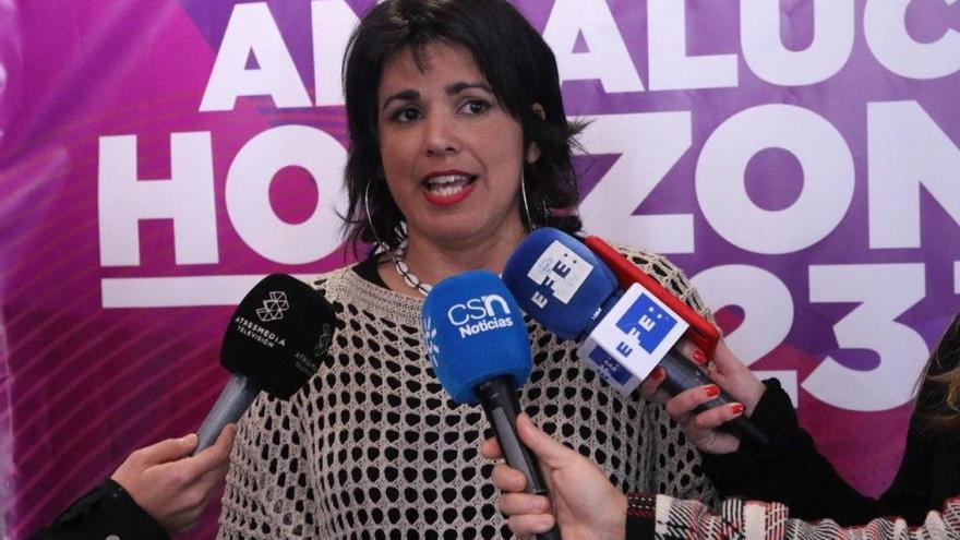 La coordinadora de Podemos, Teresa Rodríguez, en declaraciones a la prensa.