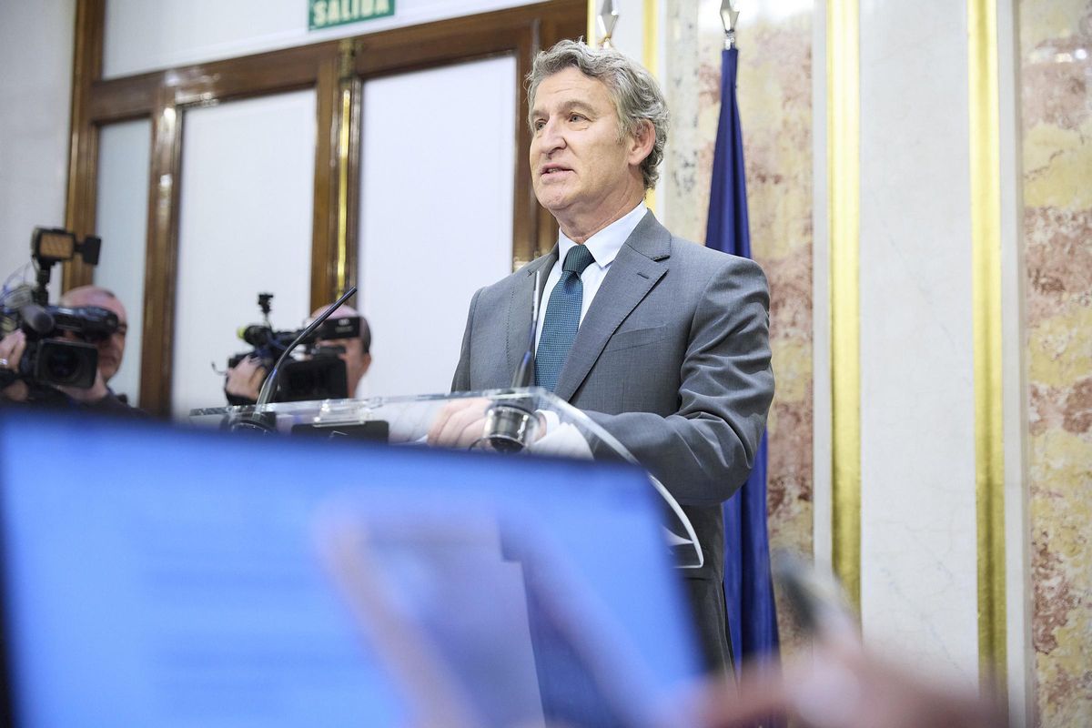 Feijóo assegura que "qui vingui a delinquir serà expulsat"