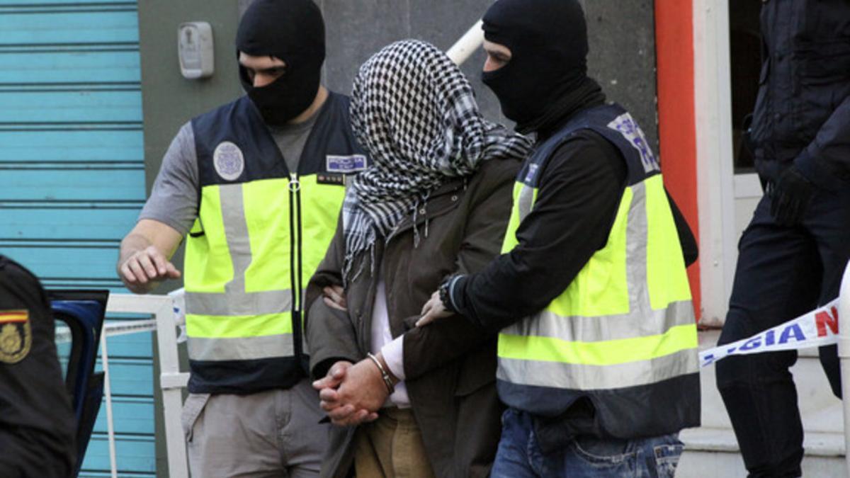 Operación antiyihadista en Ceuta, el pasado febrero.