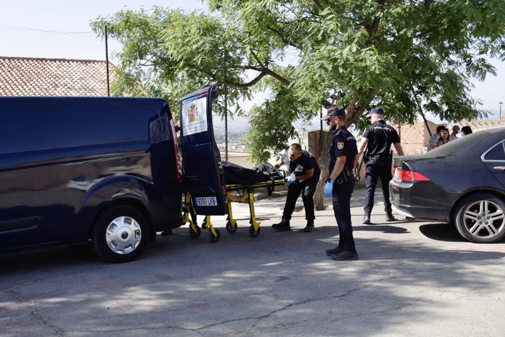 Encuentran muerto a un vecino de Lorca desaparecido encajado en el hueco entre dos casas