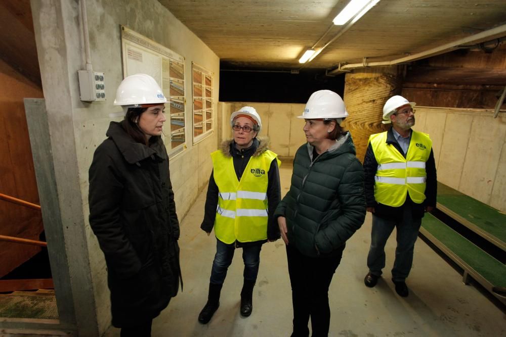 Visita de la alcaldesa al pozo de tormentas de la EMA en Poniente