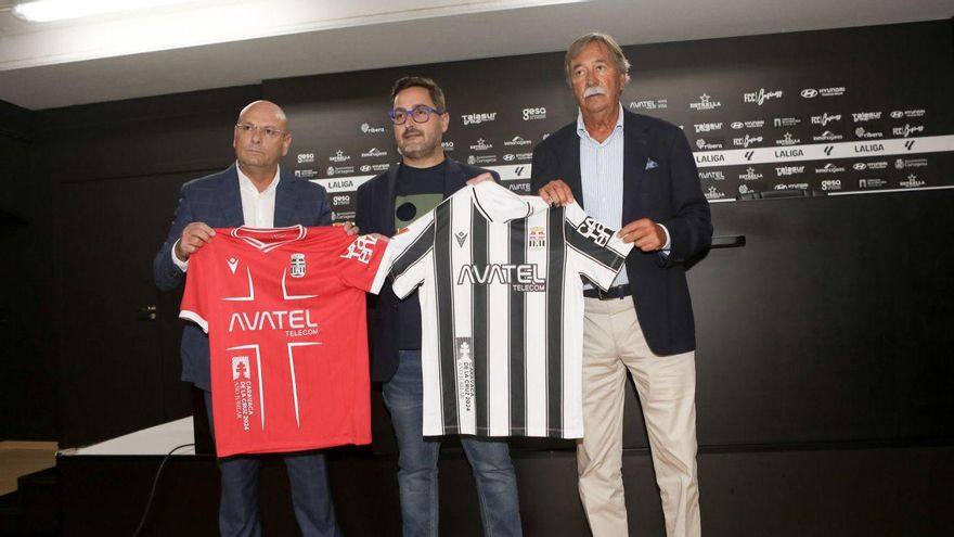 Un patrocinador para calmar las aguas del FC Cartagena