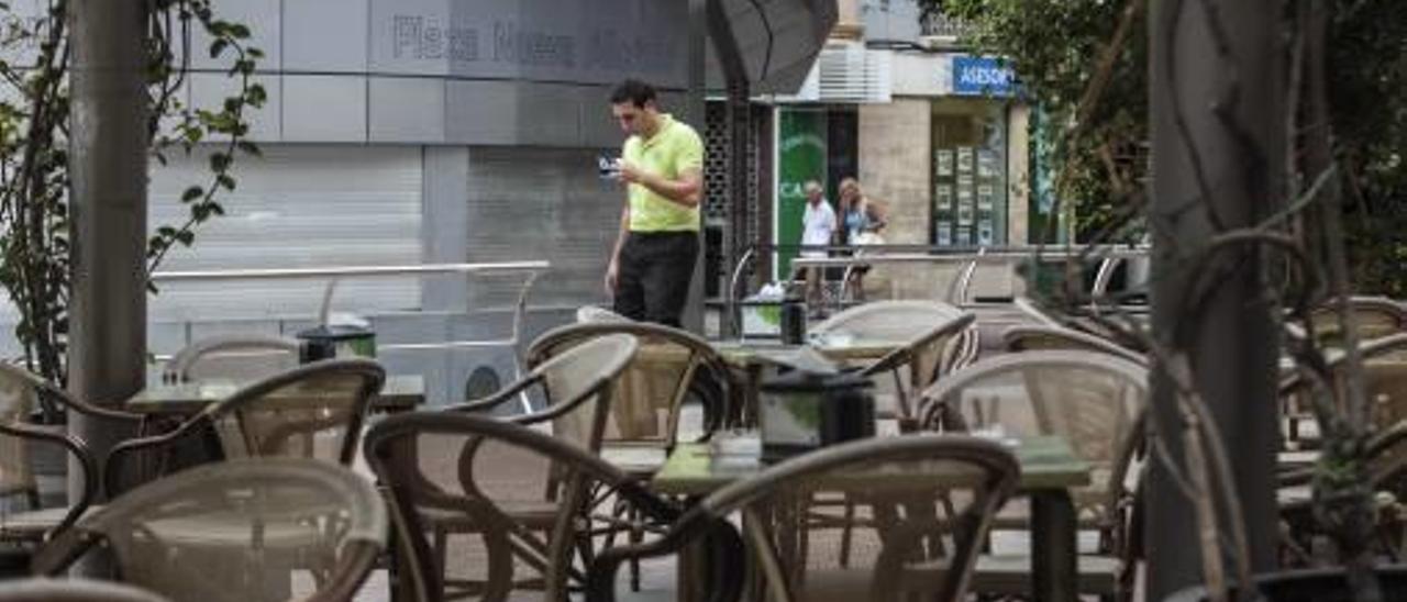 El acuario de la Plaza Nueva lleva cerrado dos semanas.