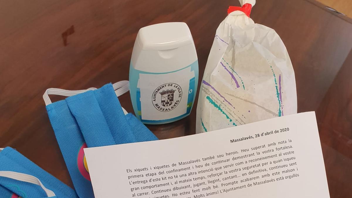 Massalavés reparte 200 kits infantiles contra el coronavirus para que los niños paseen «seguros»