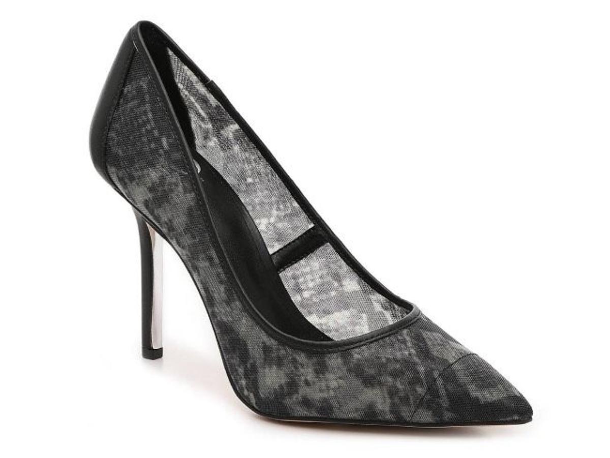 Pelana Pump estampado DSW x JLo