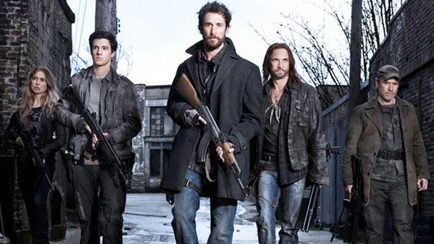 Los protagonistas de &#039;Falling Skies&#039;.