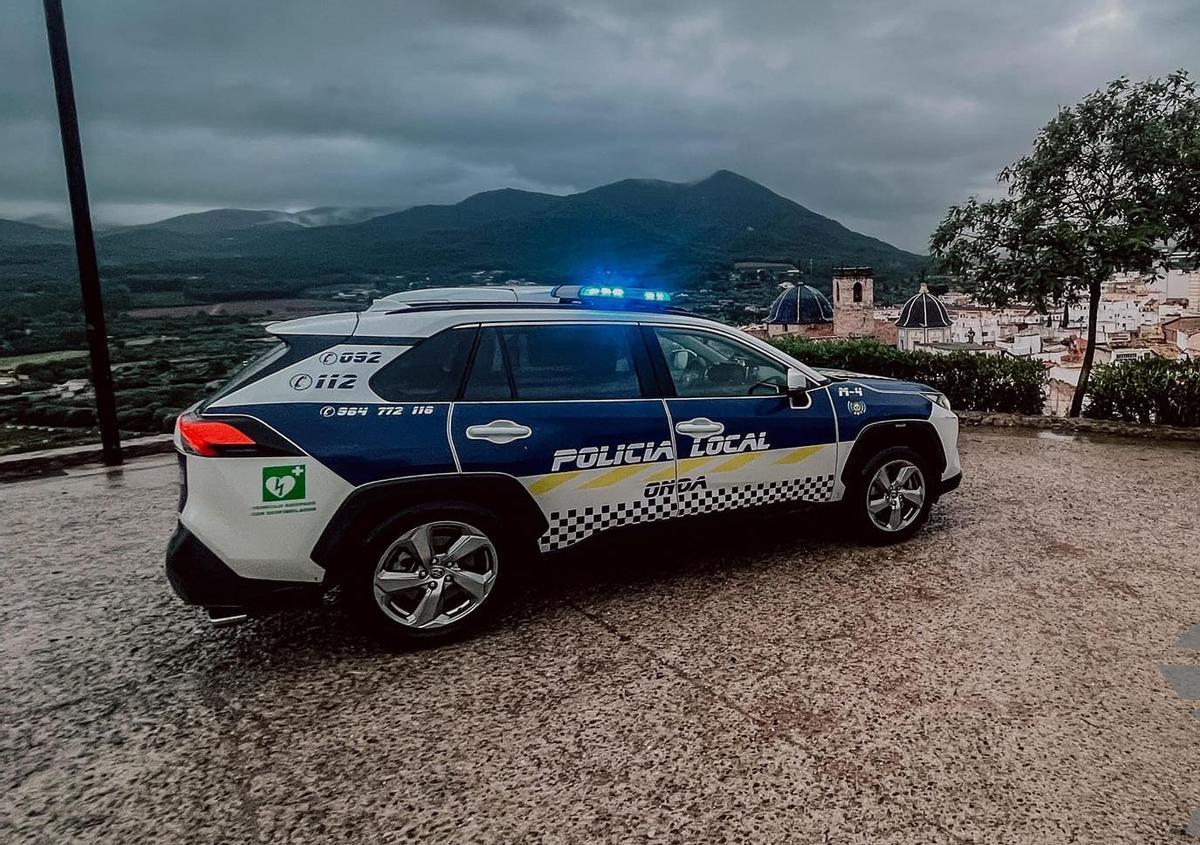 Un vehículo de la Policía Local de Onda