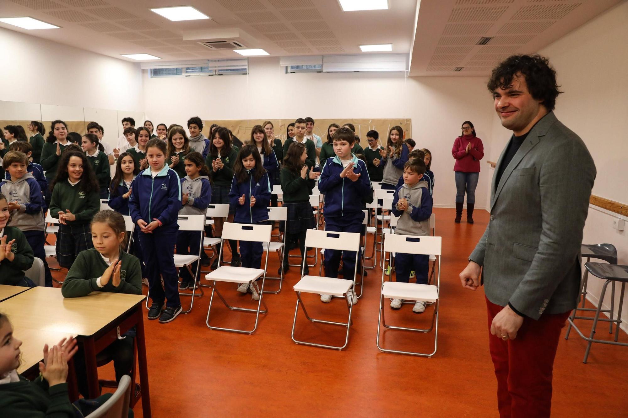 Así fue el pianista Martín García en el colegio La Corolla (en imágenes)