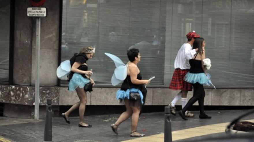 El Carnaval deja 16.000 kilos de residuos en Vegueta y Santa Catalina