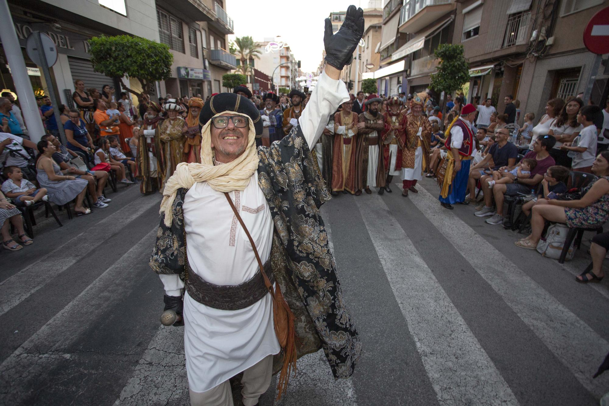 Arranca una fastuosa Entrada Mora en Elche