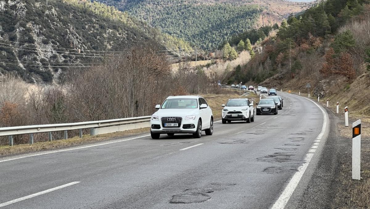 La carretera amb els sots apareguts