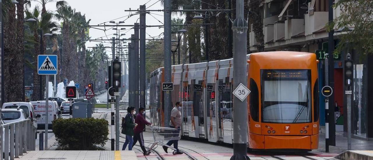 Imagen de uno de las líneas del TRAM.