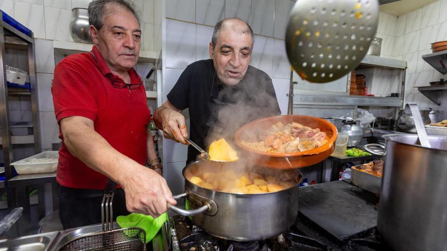 El último cocido maragato del restaurante Astorga en Alicante