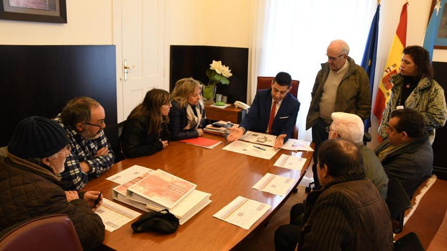 Andrés Díaz cerró el programa con la asociación Amigos da Troita