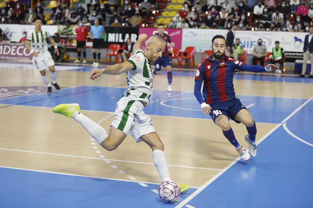 En imágenes el Futsal Córdoba Levante
