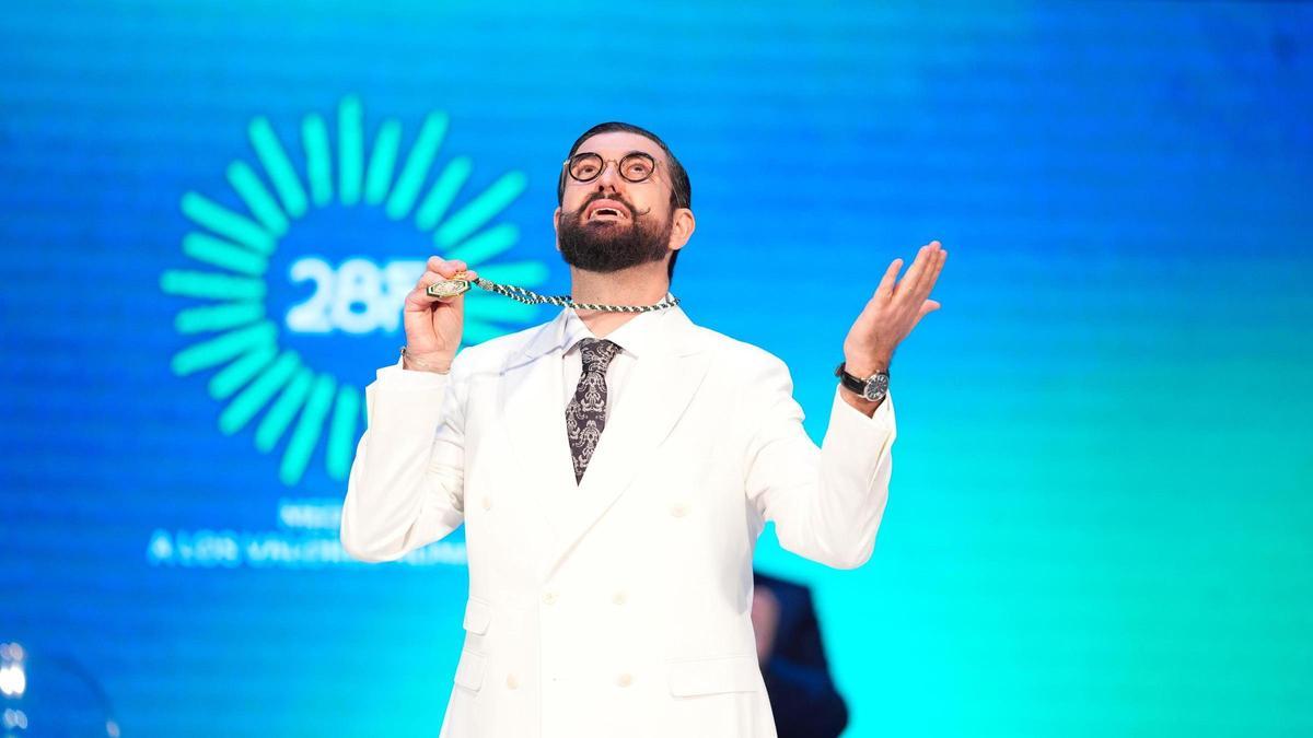 El comunicador Manu Sánchez recibe la Medalla de Andalucía