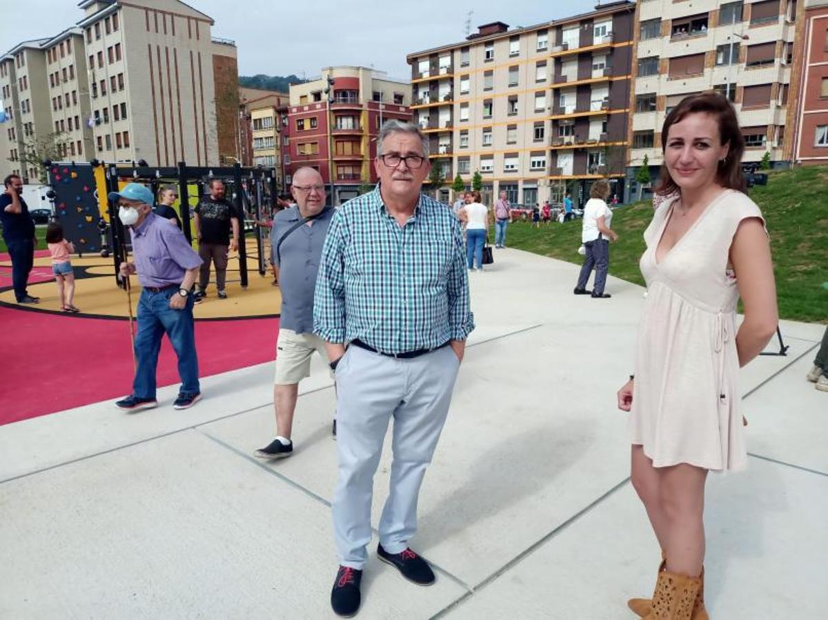 Mieres estrena el “pulmón verde” de la Mayacina: “Es el mejor parque de mi vida”