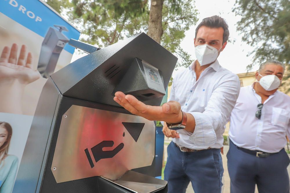 Orihuela instala dispositivos de gel en sus calles