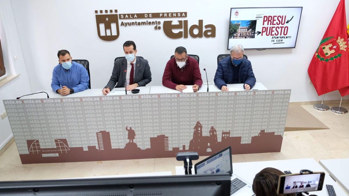 La presentación de los presupuestos municipales de 2021 a cargo del alcalde Rubén Alfaro.