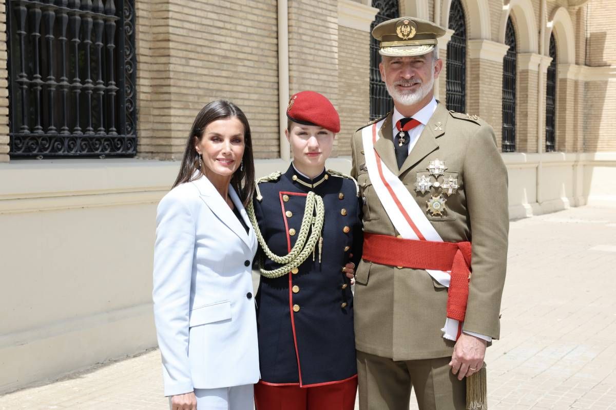 El reencuentro de los reyes y la princesa Leonor en la Academia Militar de Zaragoza