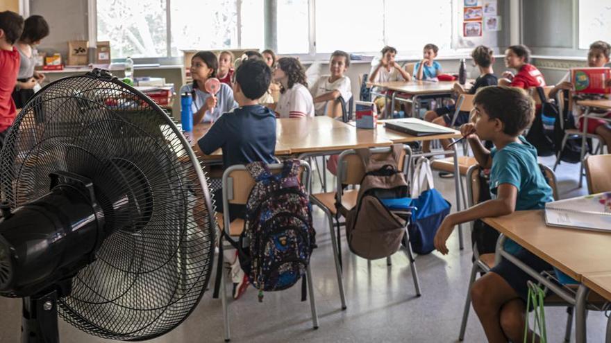 L’aire condicionat que Educació va prometre a tres centres de l&#039;Alt Empordà al maig encara no ha arribat