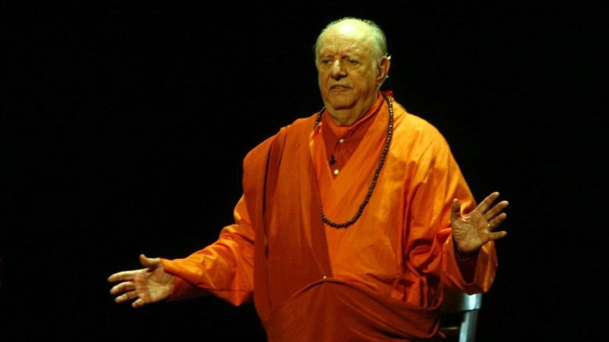 Dario Fo, a su paso por Temporada alta con un fragmento de su obra maestra 'Misterio bufo'