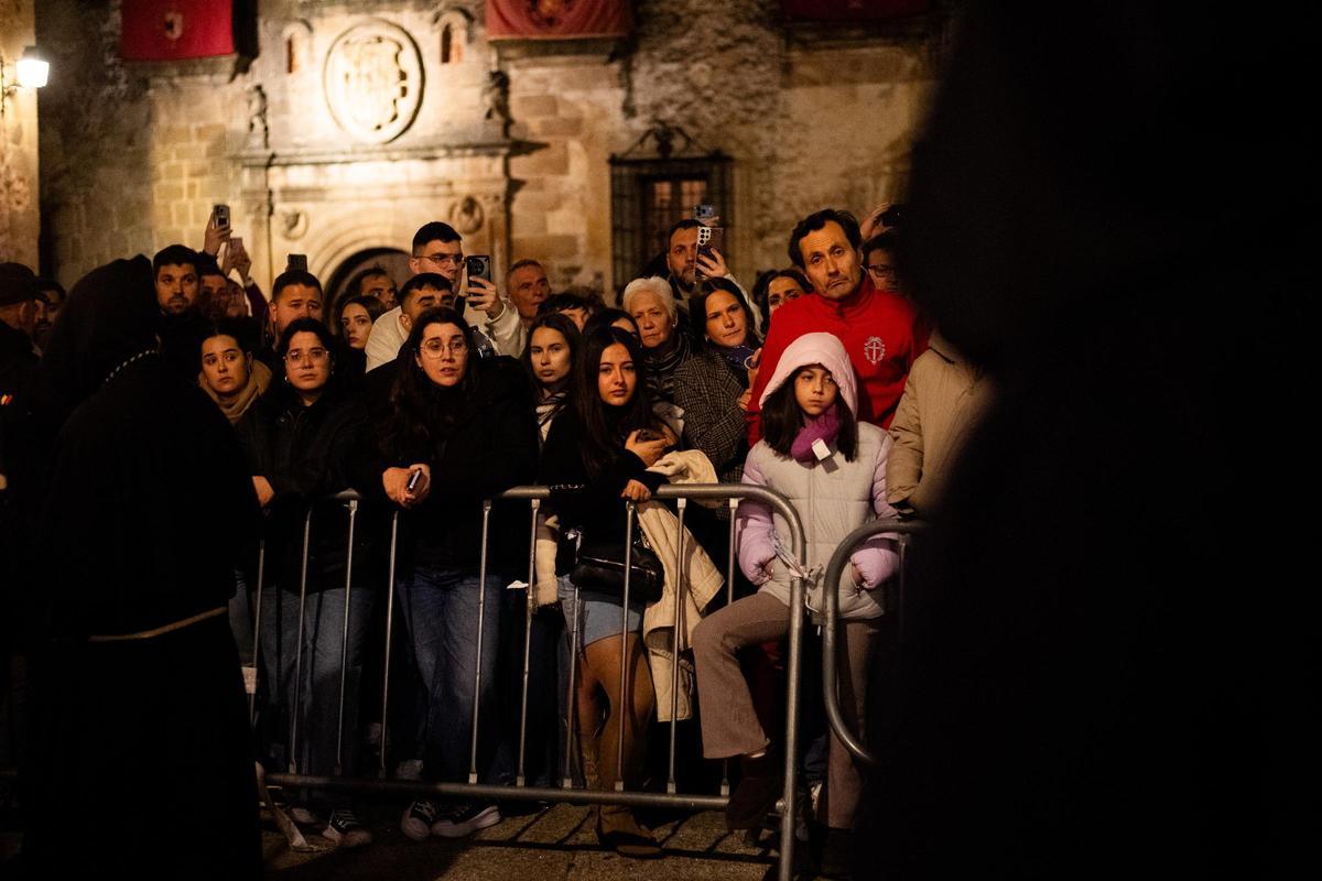 El Cristo Negro: la procesión cacereña que sale a medianoche y que atrae a miles de personas cada Miércoles Santo